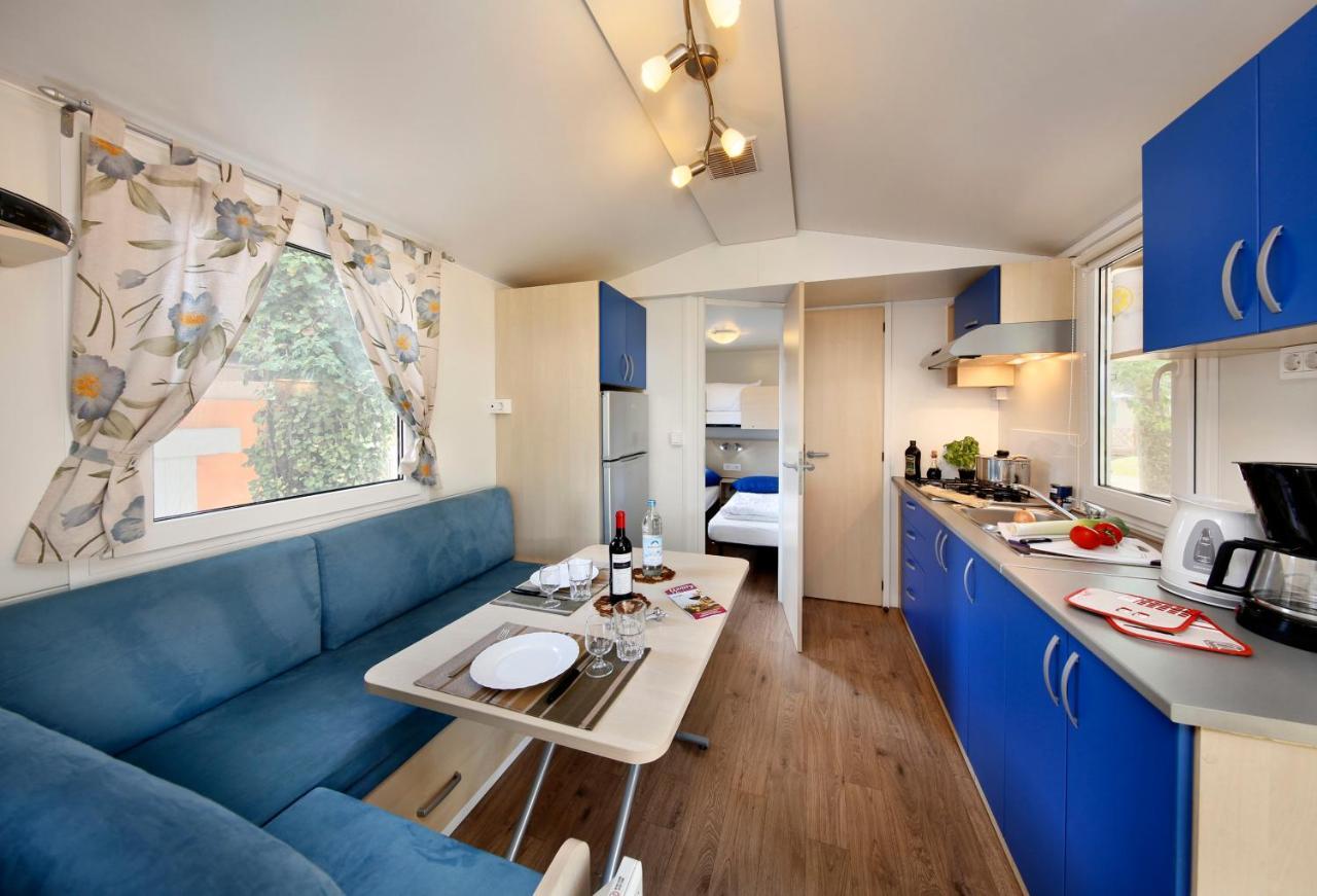Albatross Mobile Homes On Valamar Camping Lanterna Tar-Vabriga エクステリア 写真